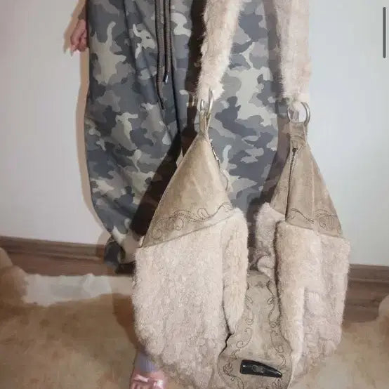 [BUNJANG] Sculptor Horse Shoe Per Bag Brown / 스컬프터 홀스슈 퍼 백 브라운 네고XX