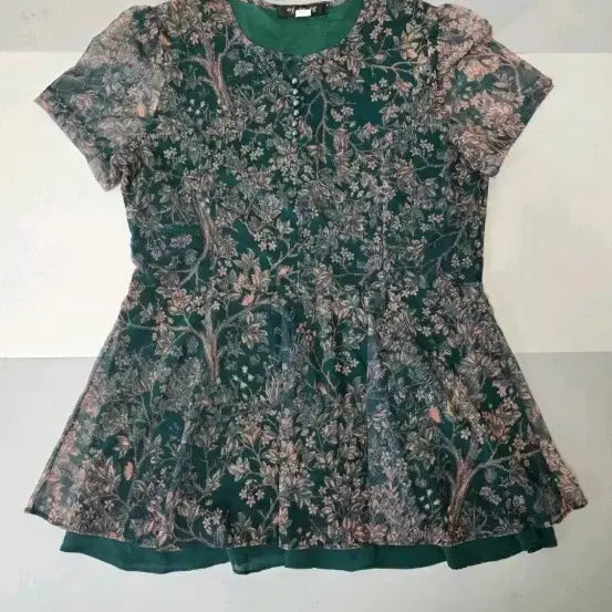 [SOLD OUT] 여성옷 녹색 꽃무늬 블라우스 플라워 패턴 반팔 블라우스 그린