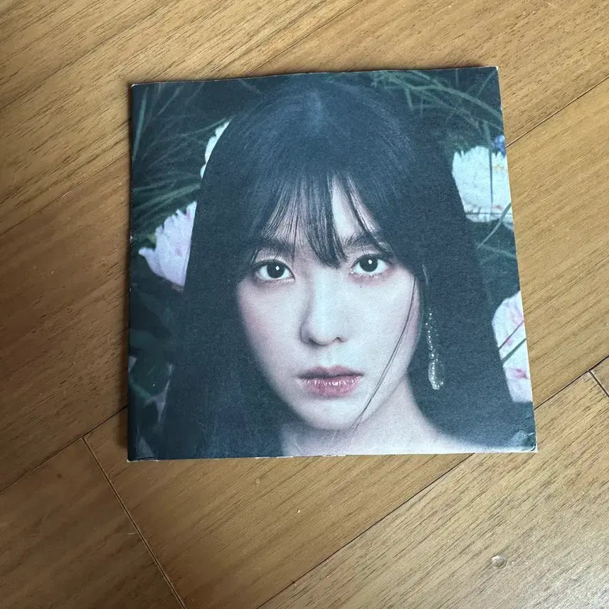 [BUNJANG] Red Velvet Irene 7th Album Poster / [판매] 레드벨벳 아이린 칠킬 포스터 앨범