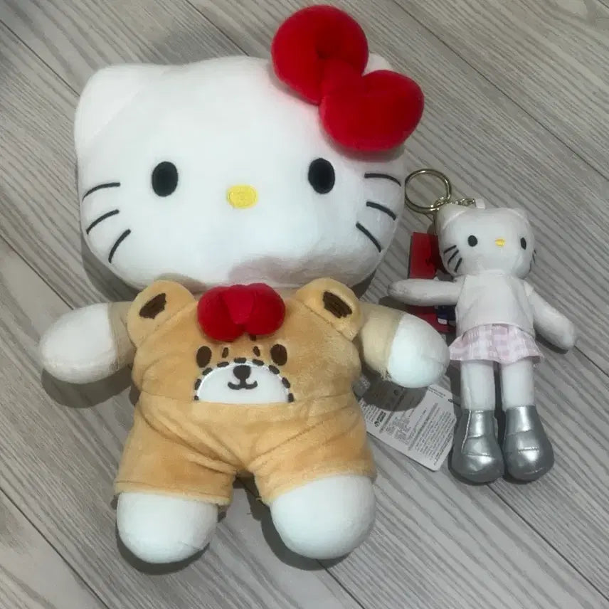 [BUNJANG] Hello Kitty Bundle Set Plush Toy / 택 보유 | 헬로키티 인형 일괄