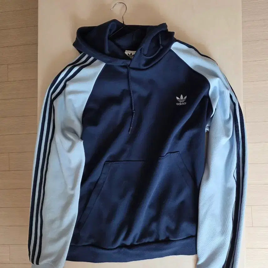 [BUNJANG] Adidas Navy Hoodie / 아디다스 후드티