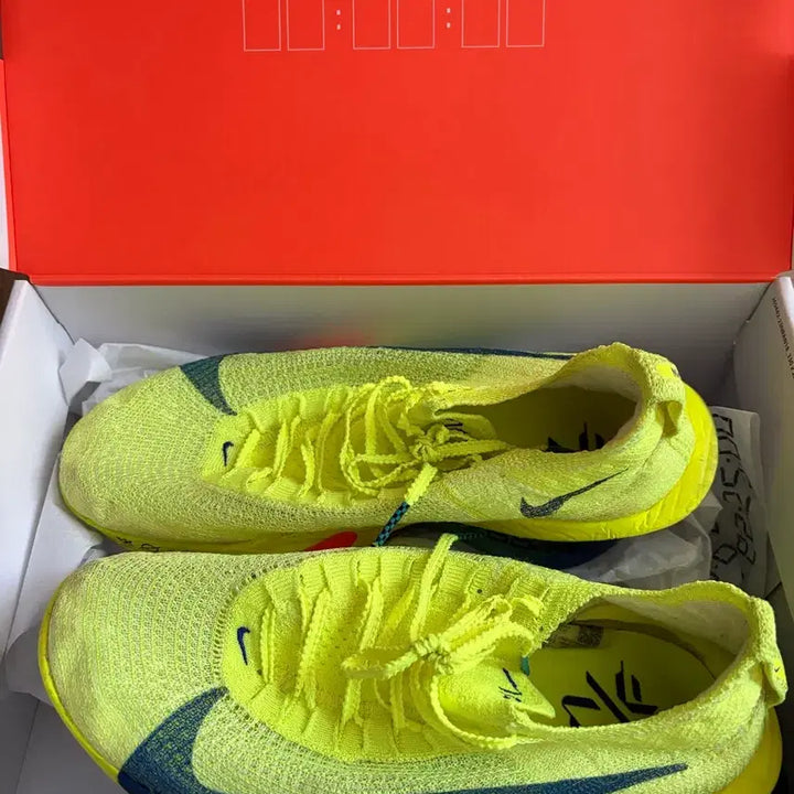 [BUNJANG] Nike Alphafly 3 Volt Running Shoes / 나이키 알파플라이3 볼트 255 (사용감 적음, 박스O)