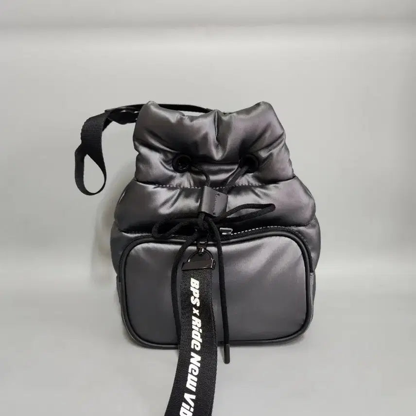 [BUNJANG] Beanpole Padded Bucket Bag / 빈폴 패딩버킷백
