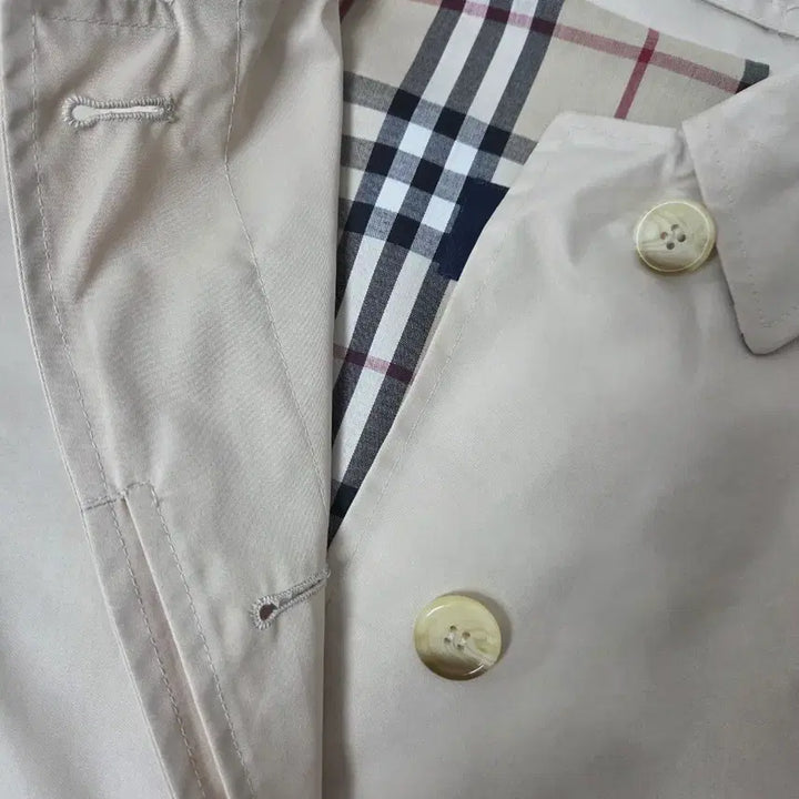 [BUNJANG] Burberry Trench Coat Light Beige (S) / 버버리 트렌치코트 오버핏 라이트베이지(S)