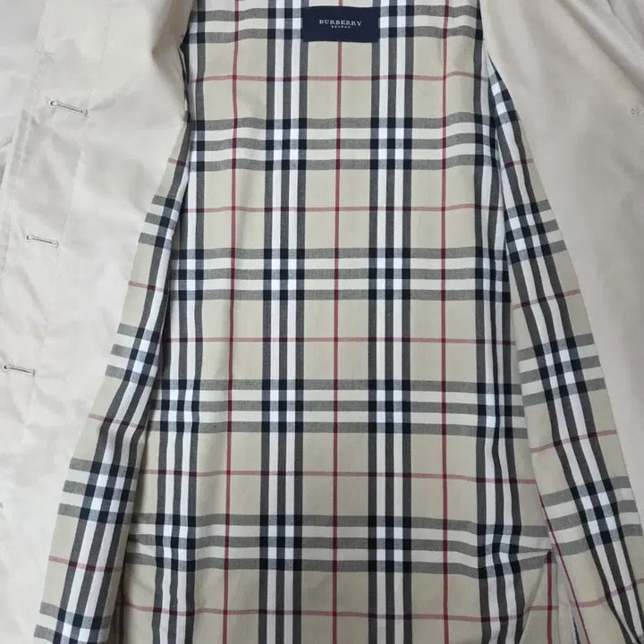 [BUNJANG] Burberry Trench Coat Light Beige (S) / 버버리 트렌치코트 오버핏 라이트베이지(S)