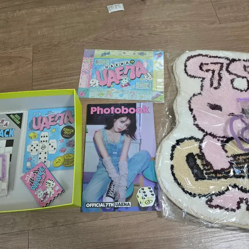 [BUNJANG] IU UAENA 7th Fanclub Goods / 아이유 유애나 7기 팬클럽 굿즈