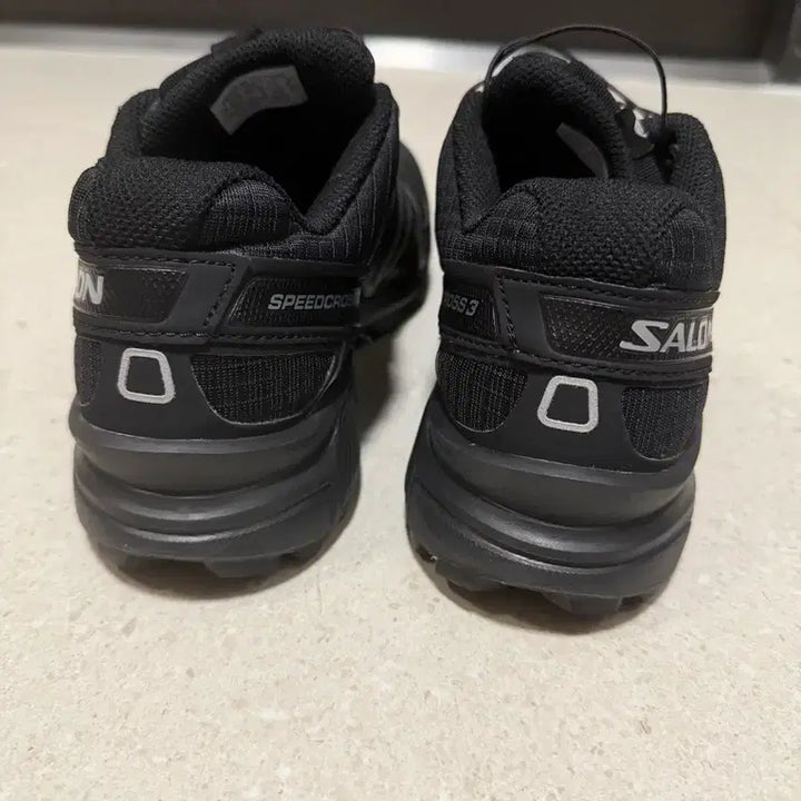 [SOLD OUT] 살로몬 스피드크로스3 블랙 운동화