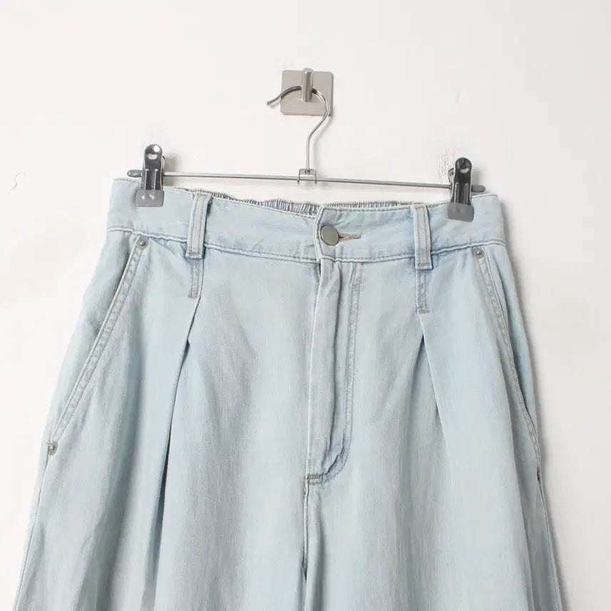 [BUNJANG] GU Jiyu Woman Denim Pants / GU 지유 우먼 데님팬츠 [WOMAN 24]