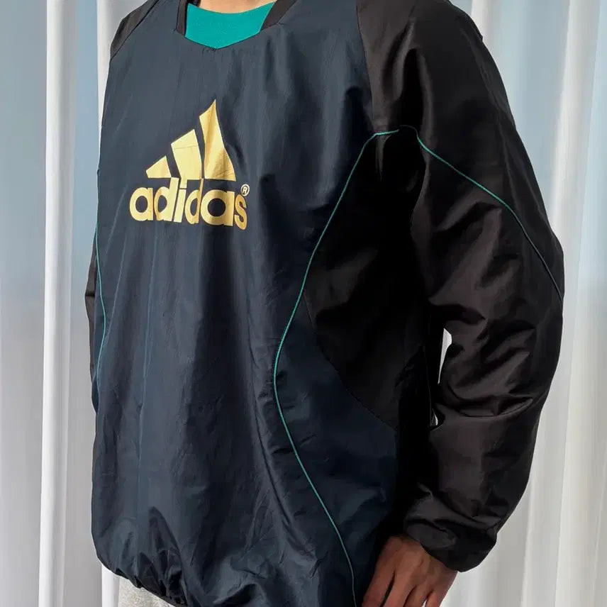 [BUNJANG] Adidas Old School Warm-up Windbreaker / [XL]아디다스 JPN 올드스쿨 검골 기모 웜업 바람막이