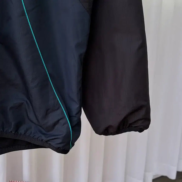 [BUNJANG] Adidas Old School Warm-up Windbreaker / [XL]아디다스 JPN 올드스쿨 검골 기모 웜업 바람막이