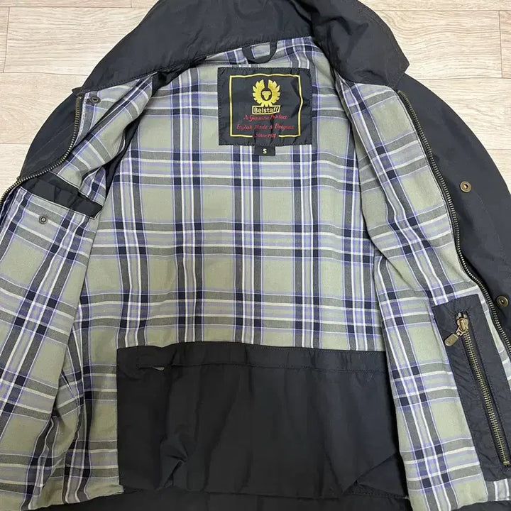 [SOLD OUT] 벨스타프 봄버자켓