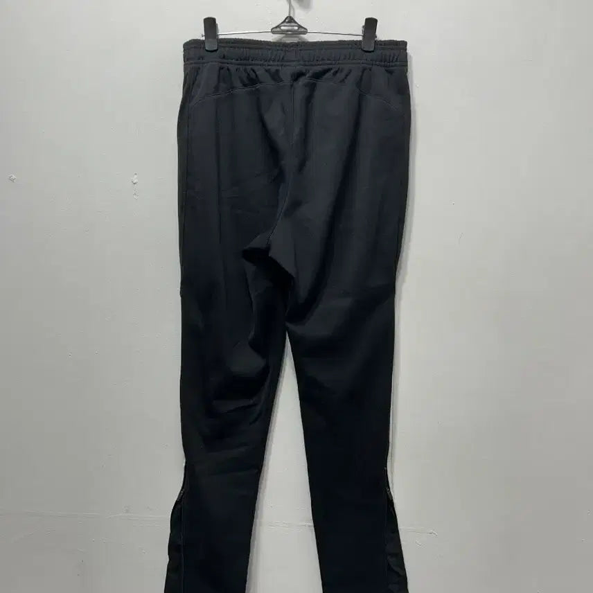 [BUNJANG] Adidas Three-Stripe Training Pants Black S / 아디다스 삼선 트레이닝 바지 블랙 S