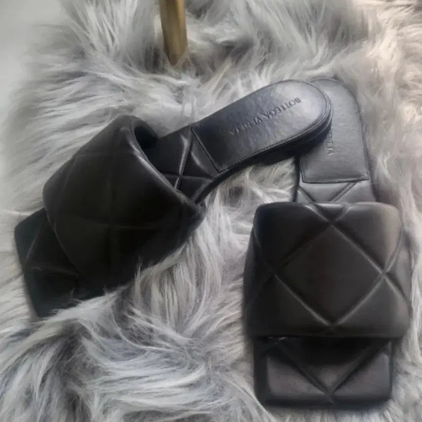 [BUNJANG] Bottega Veneta Lido Sandals Black 37 / 보테가베네타 리도 샌들 블랙 37