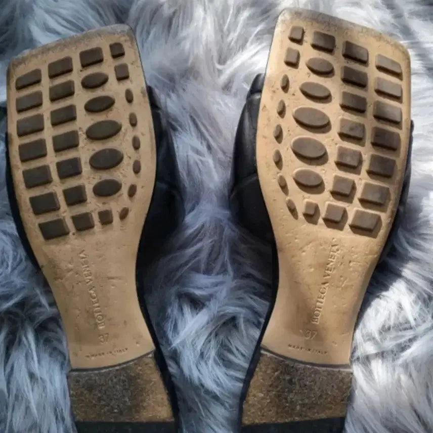 [BUNJANG] Bottega Veneta Lido Sandals Black 37 / 보테가베네타 리도 샌들 블랙 37