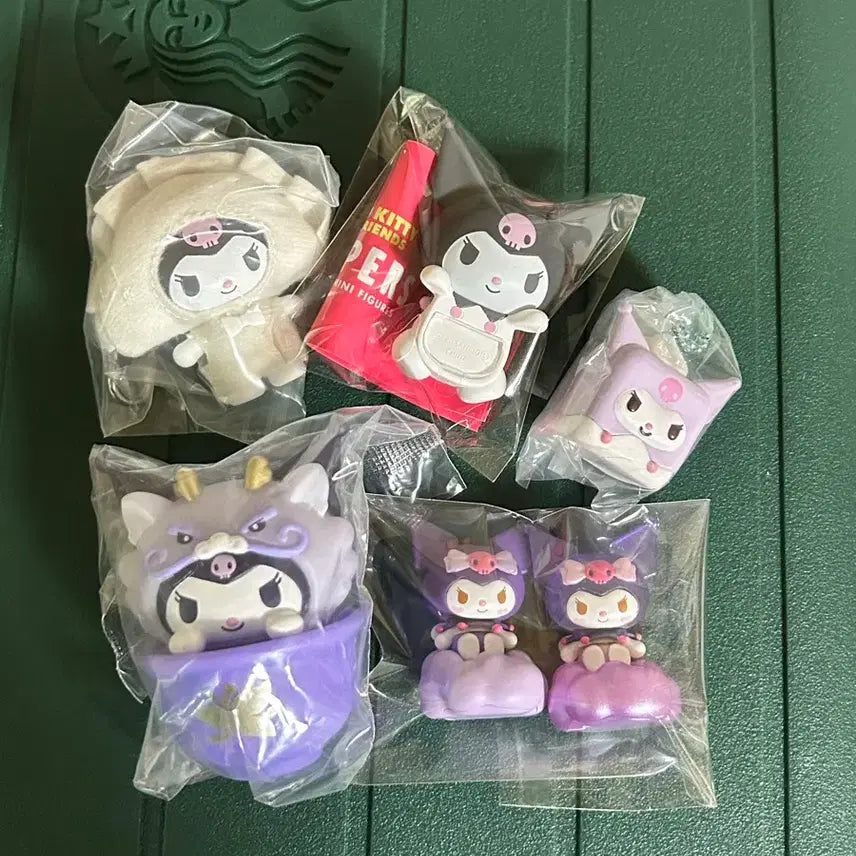 [BUNJANG] Sanrio Kuromi Bundle Set Gacha Figures / (마지막 할인) 산리오 쿠로미 일괄 가챠 치비토모 히퍼 등등