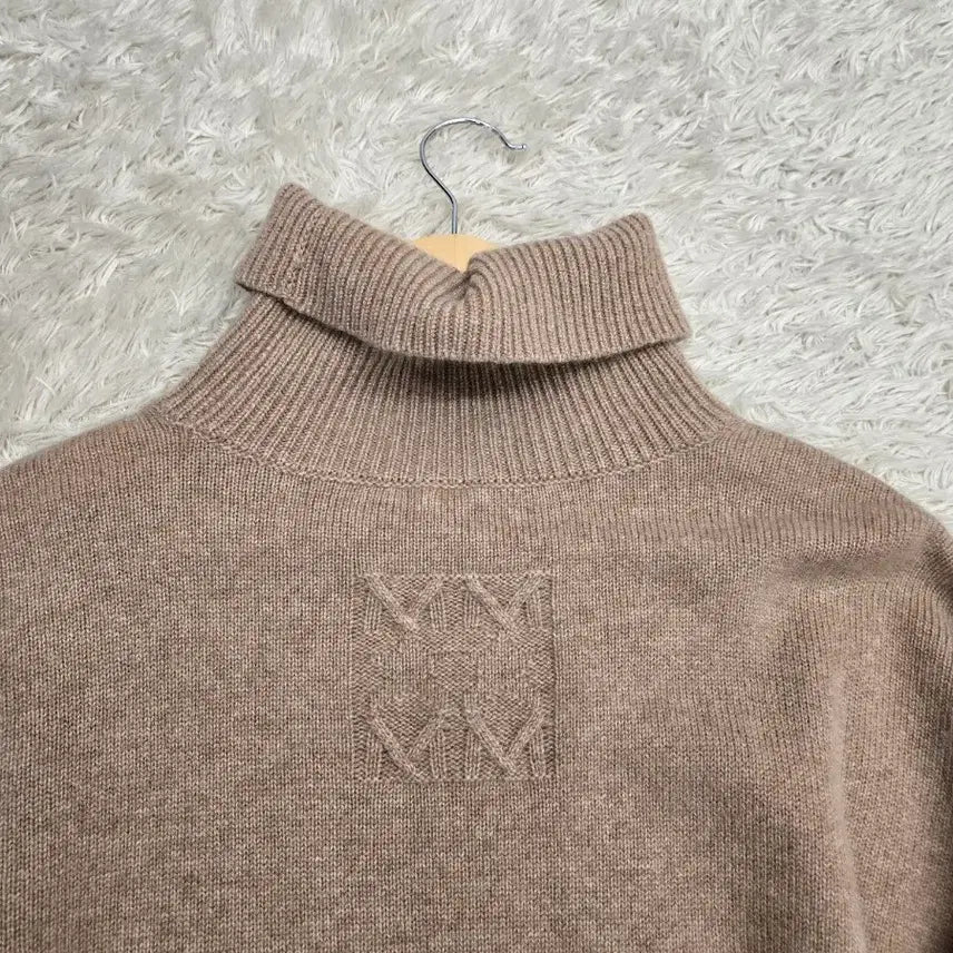[BUNJANG] Max &amp; Moi Cashmere 100% Knit Sweater (Size 55) / 막스앤모이 캐시미어100 니트 (55)