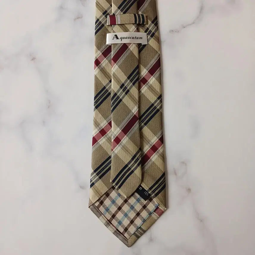 [SOLD OUT] 아쿠아스큐텀 실크 베이지 체크 넥타이 9.6cm A등급 E730