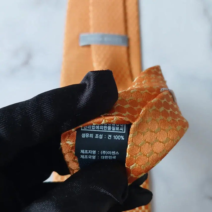 [SOLD OUT] 니나리치 실크 오렌지 패턴 넥타이 8.6cm A+등급 E732