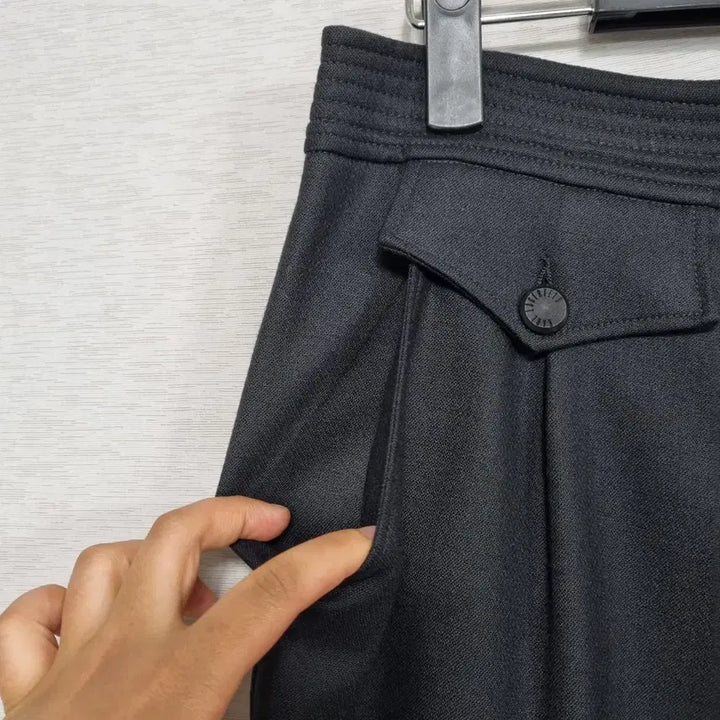 [BUNJANG] Karl Lagerfeld Italian Line Wool Slacks (Women&