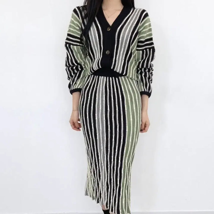 [BUNJANG] Striped Knit Two-Piece Set / 새상품))세트 스트라이프 니트 가디건 스커트