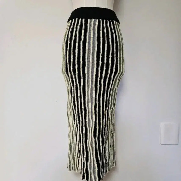 [BUNJANG] Striped Knit Two-Piece Set / 새상품))세트 스트라이프 니트 가디건 스커트