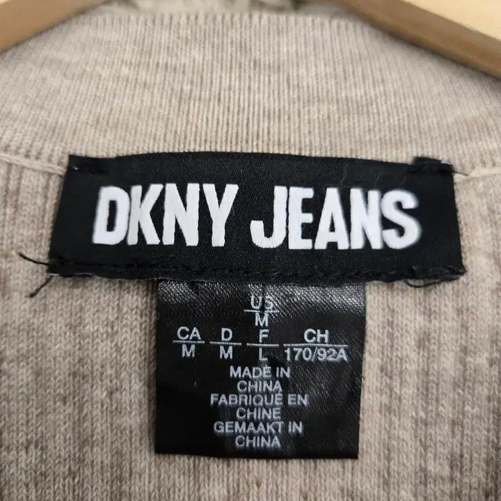 [BUNJANG] DKNY Ribbed Crop Cardigan (Size 55-66) / DKNY 크롭 골지 가디건 (55-66)