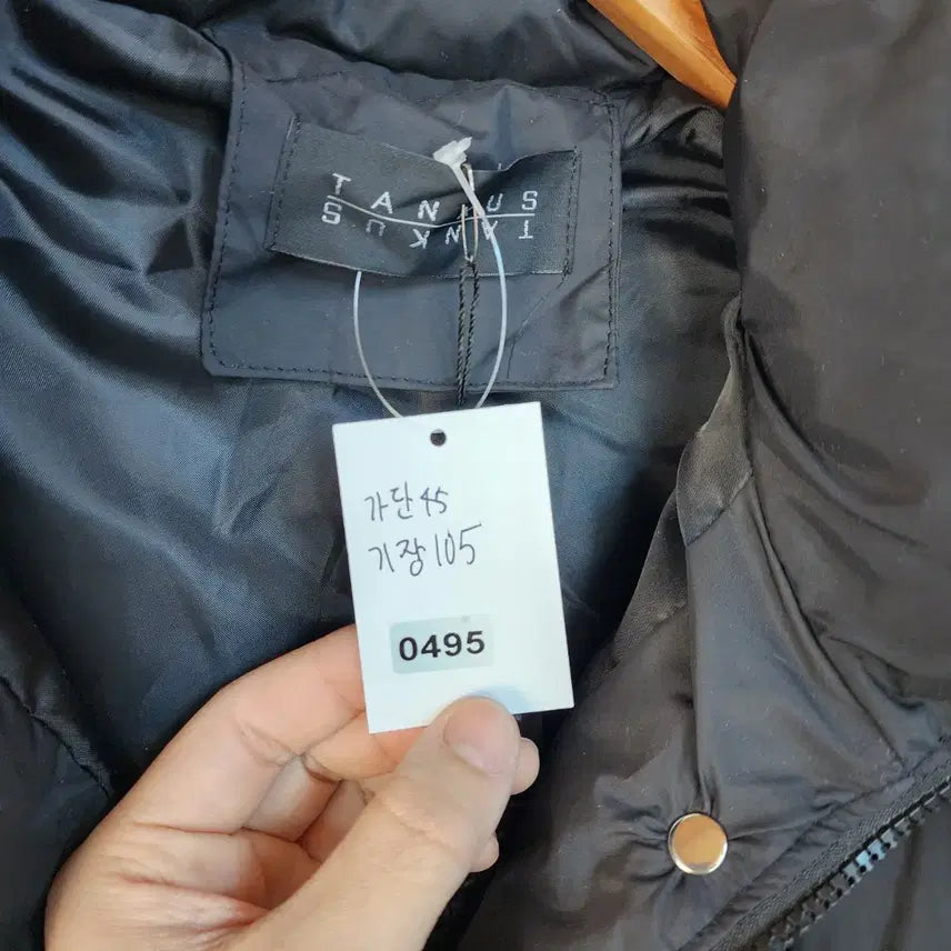 [BUNJANG] Tankus Quilted Hooded Long Vest Black / 탱커스 누빔 후드 롱 조끼 블랙 패딩