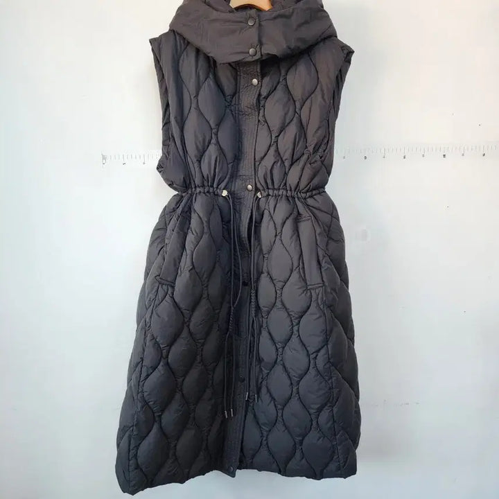 [BUNJANG] Tankus Quilted Hooded Long Vest Black / 탱커스 누빔 후드 롱 조끼 블랙 패딩