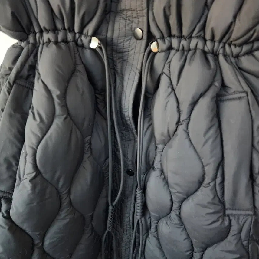 [BUNJANG] Tankus Quilted Hooded Long Vest Black / 탱커스 누빔 후드 롱 조끼 블랙 패딩