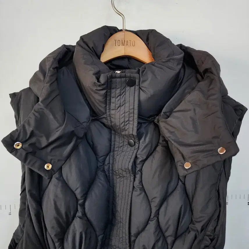[BUNJANG] Tankus Quilted Hooded Long Vest Black / 탱커스 누빔 후드 롱 조끼 블랙 패딩