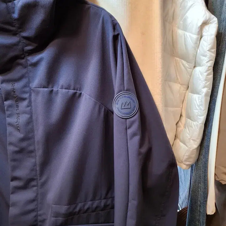 [BUNJANG] Jean Michel Basquiat Hooded Coat Navy / 장미쉘바스키아 후드 코트 네이비