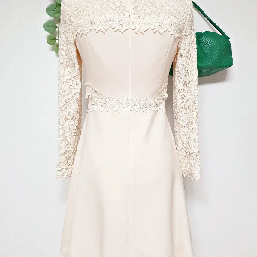 [BUNJANG] Line Embroidered Lace Mini Dress Cream Ivory / 라인 우아한 자수레이스 미니원피스 55 크림아이보리