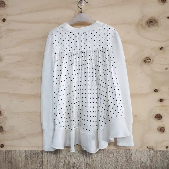 [BUNJANG] Karl Lagerfeld Dot Cardigan / 1012) 칼 라거펠트 도트 가디건