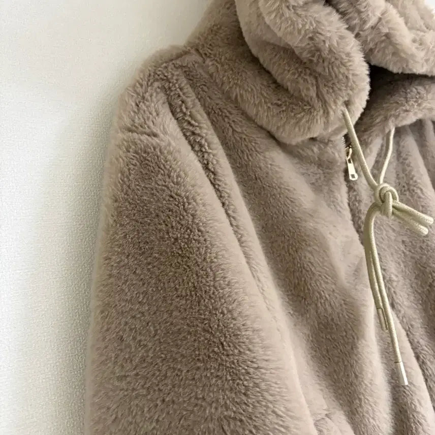 [BUNJANG] 8 Seconds Hooded Fur Jacket / 에잇세컨즈 후드 퍼 자켓