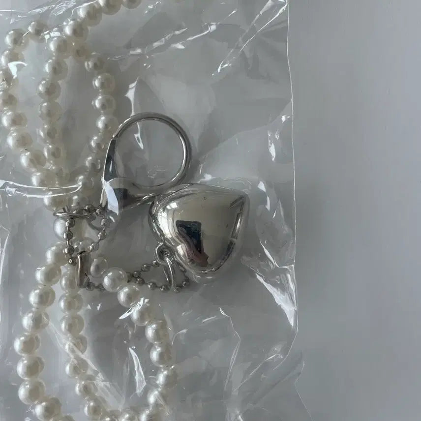 [BUNJANG] Starbucks Bearista &amp; Pearl Ribbon Keyring Set / 스타벅스 베어리스타 키링 + 진주 리본키링2 (새제품)