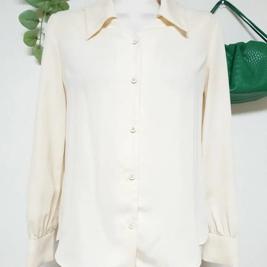 [BUNJANG] Kenneth Lady Collar Blouse Ivory / 케네스레이디 카라블라우스 55 아이보리