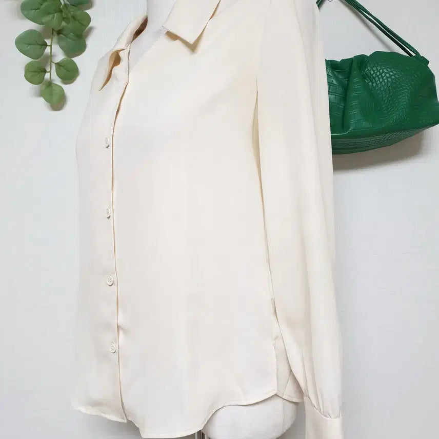 [BUNJANG] Kenneth Lady Collar Blouse Ivory / 케네스레이디 카라블라우스 55 아이보리