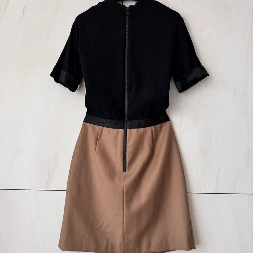 [BUNJANG] The Kooples Two-Tone Wool Dress (Size 40) / 새상품 The Kooples 블랙&amp;베이지 투톤 원피스40(55-66사이즈