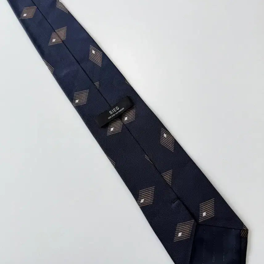 [BUNJANG] Sieg Silk Necktie / 지이크(sieg) 실크 넥타이 9cm