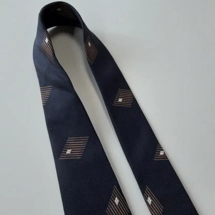 [BUNJANG] Sieg Silk Necktie / 지이크(sieg) 실크 넥타이 9cm