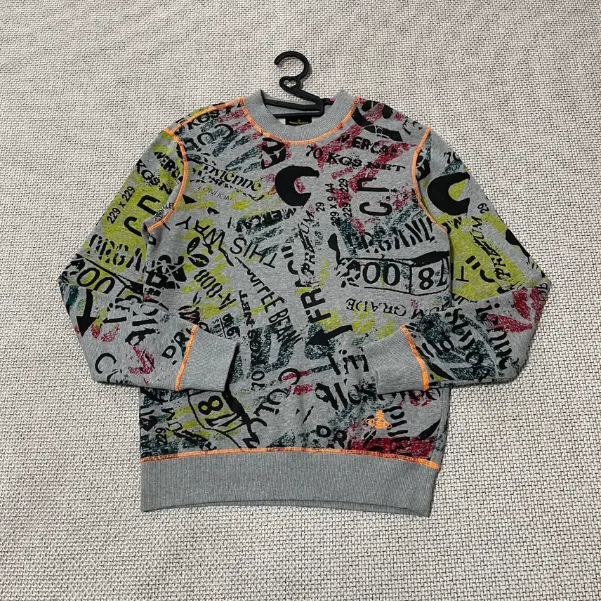 [BUNJANG] Vivienne Westwood Anglo Mania Newspaper Print Sweatshirt / S 비비안웨스트우드 앵글로 매니아 뉴스페이퍼 맨투맨 N.9600
