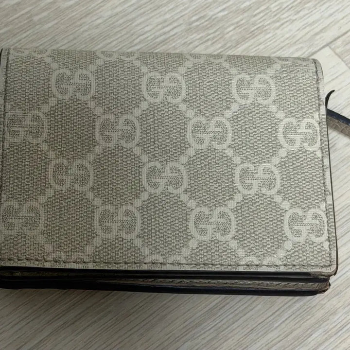 [BUNJANG] Gucci Marmont Bicolor Wallet / 구찌 마몽 바이컬러 반지갑(정품)
