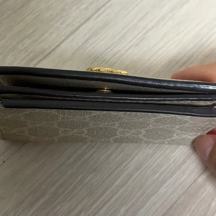 [BUNJANG] Gucci Marmont Bicolor Wallet / 구찌 마몽 바이컬러 반지갑(정품)