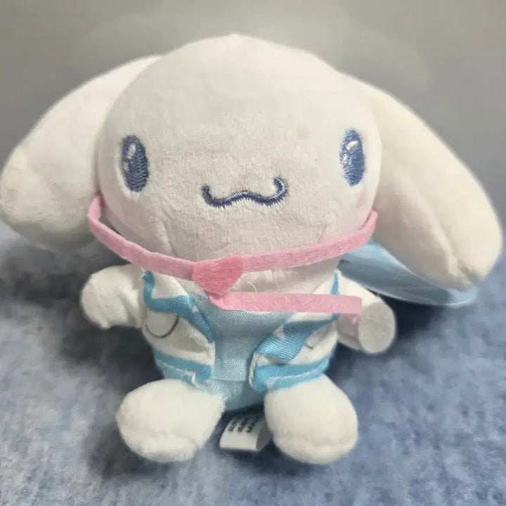 [BUNJANG] Sanrio Doctor Nurse Hangyodon &amp; Cinnamoroll Keychain / 산리오 의사 간호사 한교동,시나모롤
