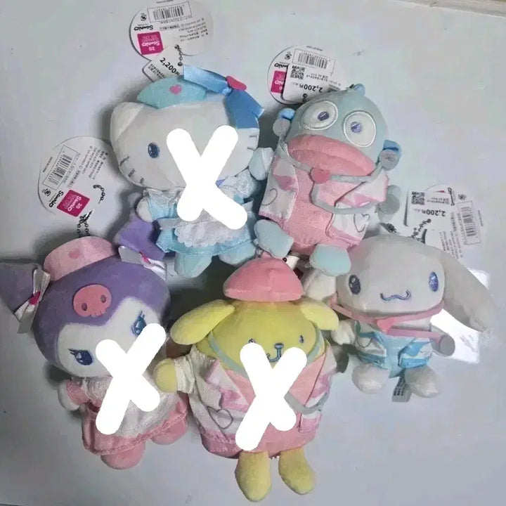 [BUNJANG] Sanrio Doctor Nurse Hangyodon &amp; Cinnamoroll Keychain / 산리오 의사 간호사 한교동,시나모롤