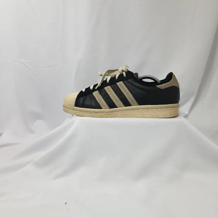 [SOLD OUT] 빈티지하서 240 아디다스 슈퍼스타 82블랙 화이트 스니커즈