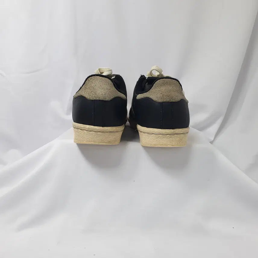 [SOLD OUT] 빈티지하서 240 아디다스 슈퍼스타 82블랙 화이트 스니커즈
