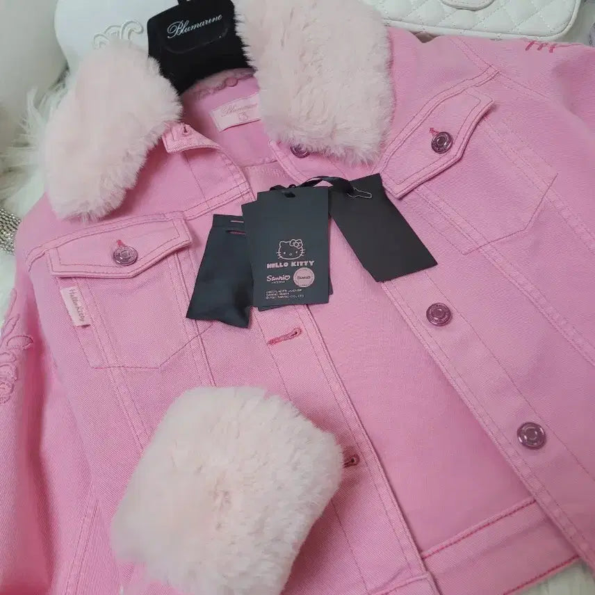 [BUNJANG] Blumarine Hello Kitty Pink Fur Collar Denim Jacket / 블루마린 헬로키티 핑크 퍼 카라 데님 자켓