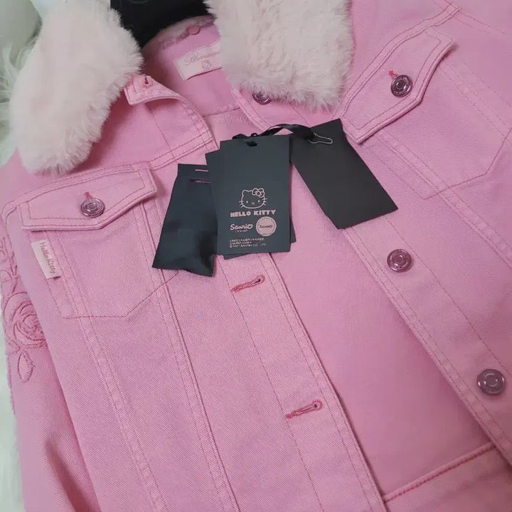 [BUNJANG] Blumarine Hello Kitty Pink Fur Collar Denim Jacket / 블루마린 헬로키티 핑크 퍼 카라 데님 자켓