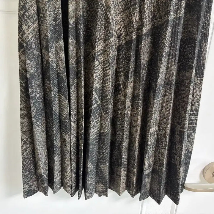 [BUNJANG] Vintage Pleated Long Skirt / (일본 수입 빈티지)스커트 플리츠 롱 치마 캐주얼